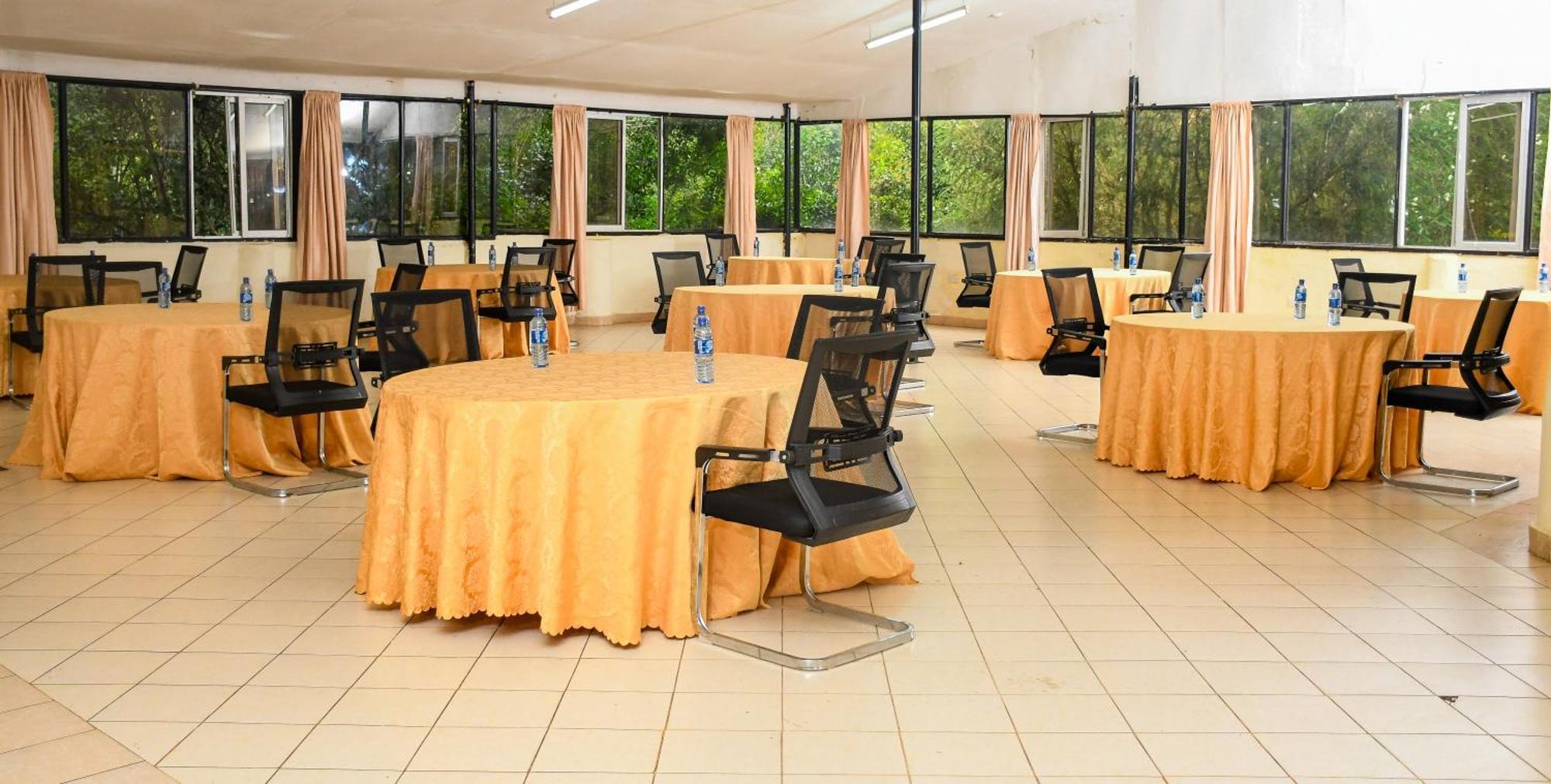 Dovenest Lodge Naivasha Dış mekan fotoğraf