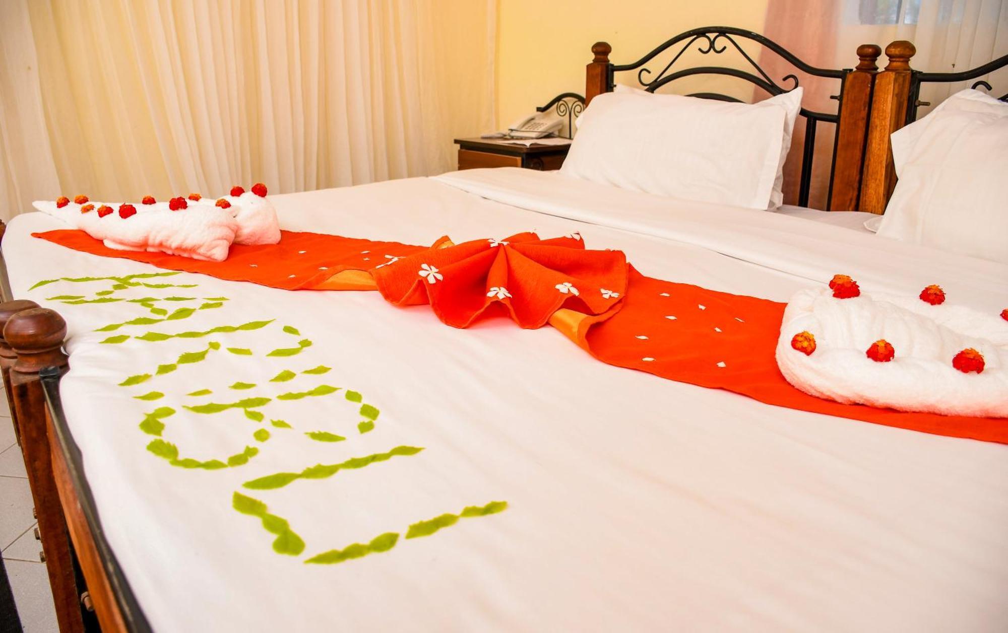 Dovenest Lodge Naivasha Dış mekan fotoğraf