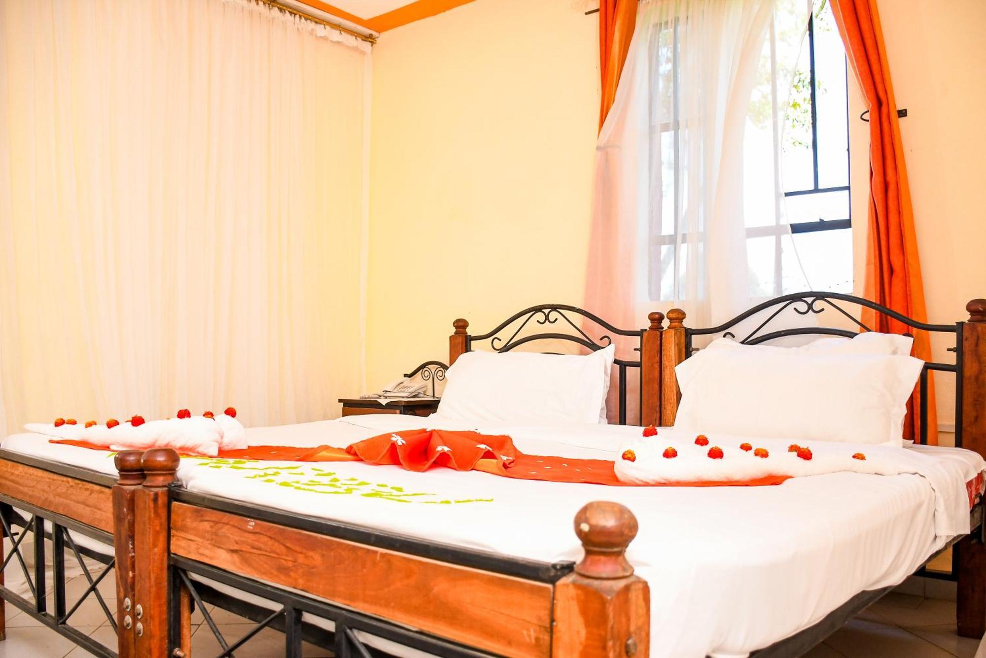 Dovenest Lodge Naivasha Dış mekan fotoğraf